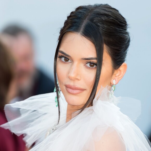 Kendall Jenner sur le tapis rouge de 'Girls Of The Sun (Les Filles Du Soleil)' au Festival de Cannes, le 12 mai 2018.