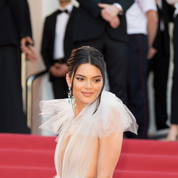 Kendall Jenner sur le tapis rouge de 'Girls Of The Sun (Les Filles Du Soleil)' au Festival de Cannes, le 12 mai 2018.