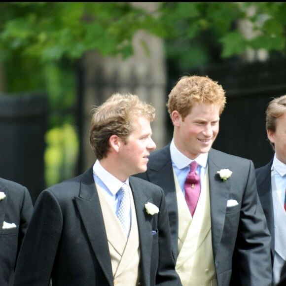 Le prince Harry au mariage de Nicholas van Cutsem et Alice Haddon le 14 août 2009 à Londres.