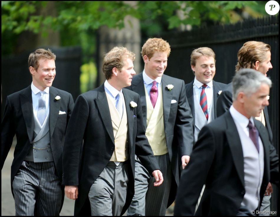 Le prince Harry au mariage de Nicholas van Cutsem et Alice Haddon le 14 août 2009 à Londres.
