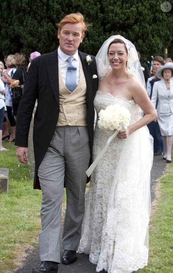 Mark Dyer et Amanda Kline lors de leur mariage, le 3 juillet 2010 au Pays de Galles, en présence du prince Harry.