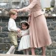  Le prince George de Cambridge, "pageboy", et la princesse Charlotte, "flower girl", au mariage de Pippa Middleton et James Matthews le 20 mai 2017 à Englefield dans le Berkshire. 