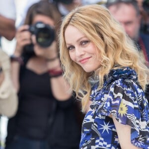 Vanessa Paradis - Photocall du film "Un couteau dans le coeur" lors du 71ème Festival International du Film de Cannes le 18 mai 2018. Moreau-Jacovides-Borde/Bestimage