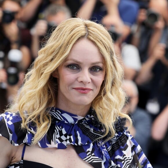 Vanessa Paradis - Photocall du film "Un couteau dans le coeur" lors du 71ème Festival International du Film de Cannes le 18 mai 2018. Moreau-Jacovides-Borde/Bestimage