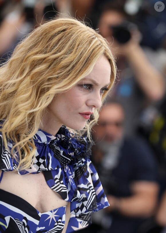 Vanessa Paradis - Photocall du film "Un couteau dans le coeur" lors du 71ème Festival International du Film de Cannes le 18 mai 2018. Moreau-Jacovides-Borde/Bestimage