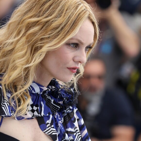 Vanessa Paradis - Photocall du film "Un couteau dans le coeur" lors du 71ème Festival International du Film de Cannes le 18 mai 2018. Moreau-Jacovides-Borde/Bestimage