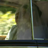 Meghan Markle, dans sa robe de mariée, quittant le Cliveden House Hotel avec sa mère Doria Ragland pour se rendre à Windsor le 19 mai 2018, jour de son mariage avec le prince Harry.