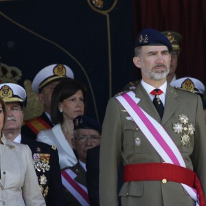 Le roi Felipe VI d'Espagne à la cérémonie des serments au drapeau des nouveaux gardes royaux à Madrid, le 17 mai 2018.