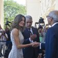 La reine Letizia d'Espagne, en robe Carolina Herrera, a été reçue par le président Danilo Medina et sa femme Candida Montilla au palais présidentiel à Saint-Domingue en République dominicaine le 21 mai 2018 dans le cadre de sa mission dans le cadre de la coopération internationale espagnole.