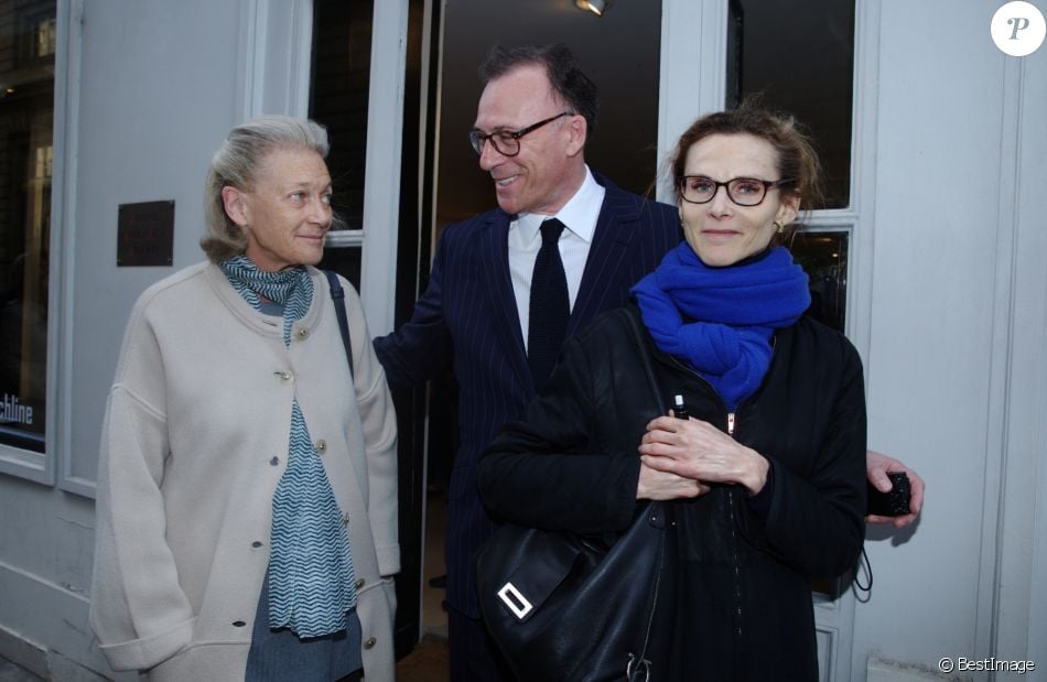 L Un Et L Autre Badinter Exclusif - Elisabeth Badinter avec sa fille Judith et son neveu Nicolas