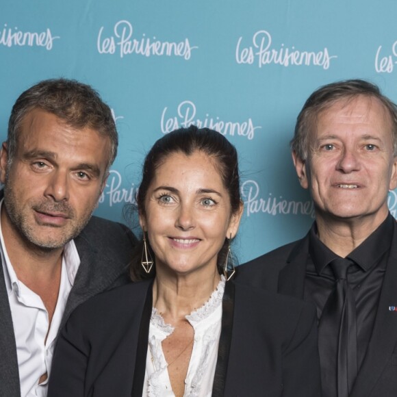 Exclusif - Steve Suissa, Cristiana Reali et Francis Huster - Photocall de la première du spectacle "Les Parisiennes" aux Folies Bergères à Paris le 24 mai 2018. © Olivier Borde - Pierre Perusseau/Bestimage