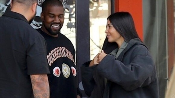 Kim Kardashian s'emporte férocement en prenant la défense de Kanye West