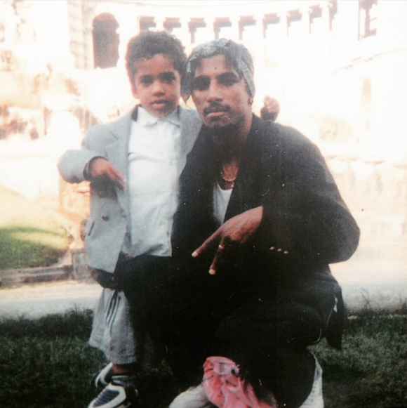 Stomy Bugsy avec son fils Bilal quand il était jeune papa sur Instagram.