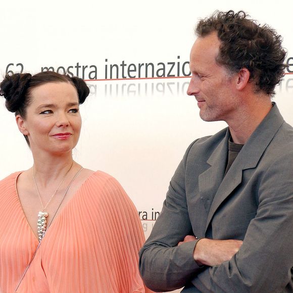 Björk et Matthew Barney à la première de "Drawing Restraint 9" au Festival de Venise, le 2 septembre 2005.