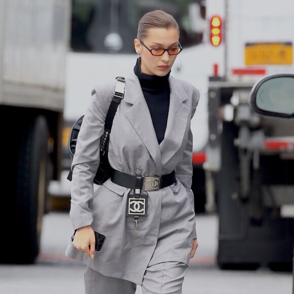 Bella Hadid se rend au défilé de mode de Alexander Wang à New York. Le 3 juin 2018.