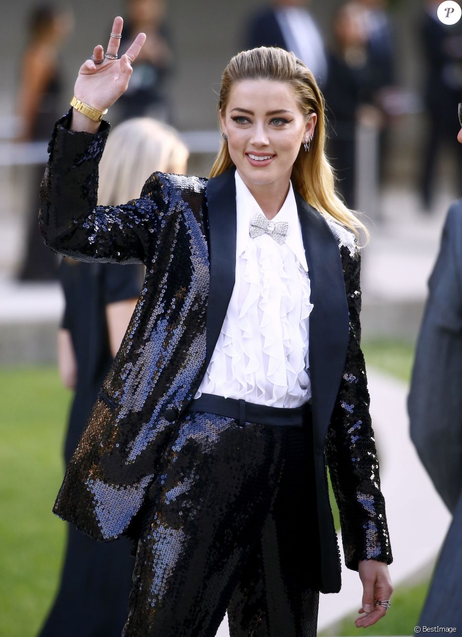 Amber Heard Arrive Au Brooklyn Museum Pour Assister Aux Cfda Awards 2018 New York Le 4 Juin