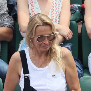 Anaïs Demoustier, le chanteur Raphaël, sa compagne Mélanie Thierry - People dans les tribunes des Internationaux de France de Tennis de Roland Garros à Paris. Le 8 juin 2018 © Cyril Moreau / Bestimage