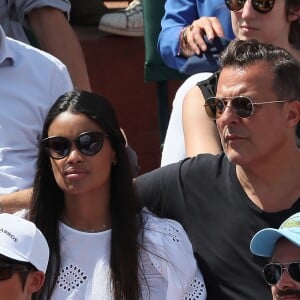 Jean Roch et sa femme Anais - People dans les tribunes des Internationaux de France de Tennis de Roland Garros à Paris. Le 8 juin 2018 © Cyril Moreau / Bestimage