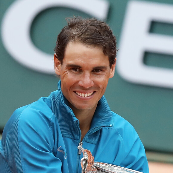 Rafael Nadal gagne son onzième titre au tournoi de Roland-Garros face à Dominique Thiem à Paris, le 10 juin 2018. © Jacovides/Moreau/Bestimage