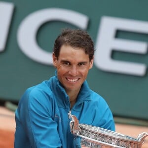 Rafael Nadal gagne son onzième titre au tournoi de Roland-Garros face à Dominique Thiem à Paris, le 10 juin 2018. © Jacovides/Moreau/Bestimage