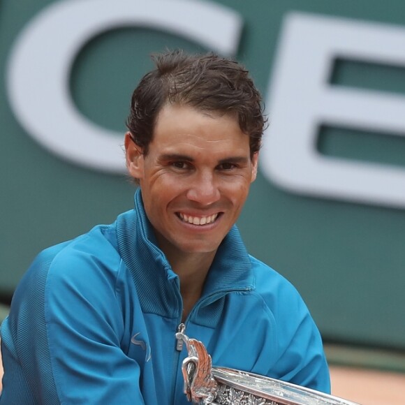 Rafael Nadal gagne son onzième titre au tournoi de Roland-Garros face à Dominique Thiem à Paris, le 10 juin 2018. © Jacovides/Moreau/Bestimage