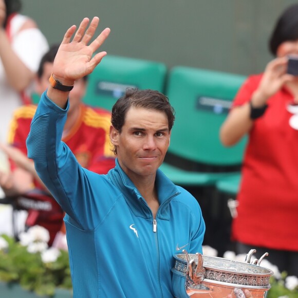 Rafael Nadal gagne son onzième titre au tournoi de Roland-Garros face à Dominique Thiem à Paris, le 10 juin 2018. © Jacovides/Moreau/Bestimage