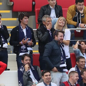 Le chanteur Vianney (Vianney Bureau), Nagui, sa femme Mélanie Page, Jean-François Piège, Bruno Guillon - Célébrités dans les tribunes lors du match de coupe de monde de la France contre l'Australie au stade Kazan Arena à Kazan, Russie, le 16 juin 2018.