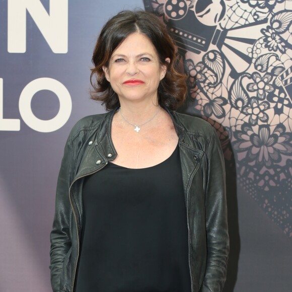 Charlotte Valandrey lors du photocall de la série "Demain nous appartient" lors du 58ème festival de Télévision de Monté-Carlo à Monaco le 16 juin 2018. © Denis Guignebourg / Bestimage