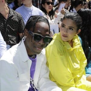 Travis Scott et sa compagne Kylie Jenner au défilé homme printemps-été 2019 Louis Vuitton, signé Virgil Abloh, au Palais-Royal à Paris, le 21 juin 2018. © Olivier Borde / Bestimage