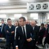 Le président de la République Emmanuel Macron rencontre des poissonniers et des pêcheurs lors de sa visite la criée du Guilvinec, France, le 21 juin 2018. © Mathieu Pattier/Pool/Bestimage