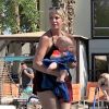 Exclusif - Tori Spelling passe du bon temps en famille avec son mari Dean McDermott et ses enfants Hattie, Finn, Beau, Liam et Stella. Palm Springs, le 19 juin 2018.