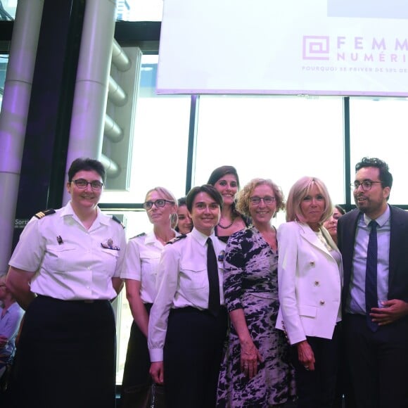 Muriel Pénicaud, ministre du Travail, Mounir Mahjoubi, secrétaire d'Etat, chargé du Numérique et la Première Dame Brigitte Macron (Trogneux) - La Première Dame française assiste au lancement de la fondation Femmes@Numérique pour rééquilibrer la répartition hommes-femmes dans les entreprises des nouvelles technologies à la cité des sciences et de l'industrie à Paris, France, le 27 juin 2018. La Première Dame est venue à la réception et a rencontré plusieurs associations dont elle a salué les "belles initiatives". © Giancarlo Gorassini/Bestimage