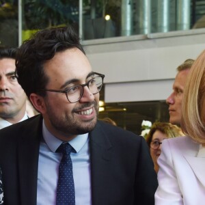 Muriel Pénicaud, ministre du Travail, Mounir Mahjoubi, secrétaire d'Etat, chargé du Numérique et la Première Dame Brigitte Macron (Trogneux) et son directeur de cabinet Pierre-Olivier Costa - La Première Dame française assiste au lancement de la fondation Femmes@Numérique pour rééquilibrer la répartition hommes-femmes dans les entreprises des nouvelles technologies à la cité des sciences et de l'industrie à Paris, France, le 27 juin 2018. La Première Dame est venue à la réception et a rencontré plusieurs associations dont elle a salué les "belles initiatives". © Giancarlo Gorassini/Bestimage