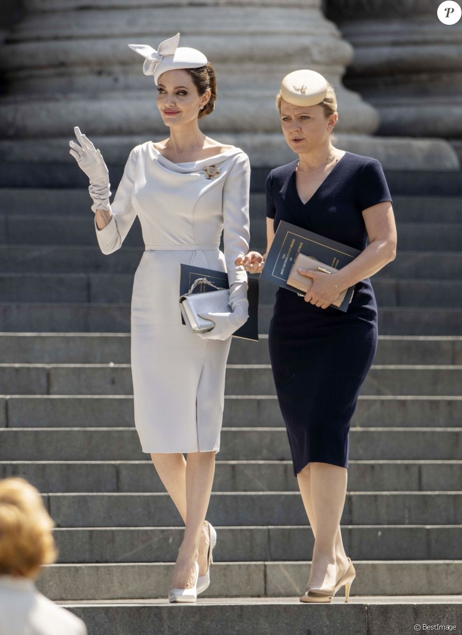 Angelina Jolie A Assiste A La Messe En L Honneur Du 0eme Anniversaire De L Ordre De Saint Michel Et Saint Georges A La Cathedrale Saint Paul De Londres Le 28 Purepeople