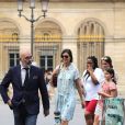 Katie Holmes et sa fille Suri vont visiter le Louvre, à Paris, à l'occasion de leur voyage en France le 1er juillet 2018