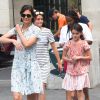 Katie Holmes et sa fille Suri quittent le musée du Louvre et rentrent à l'hotel à Paris, le 1er juillet 2018.