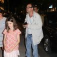 Katie Holmes et sa fille Suri ont dîné au restaurant Ferdi avant de repartir acompagnées d'un chauffeur qui est passé devant la Tour Eiffel, avant de les ramener à leur hôtel à Paris le 1er juillet 2018.