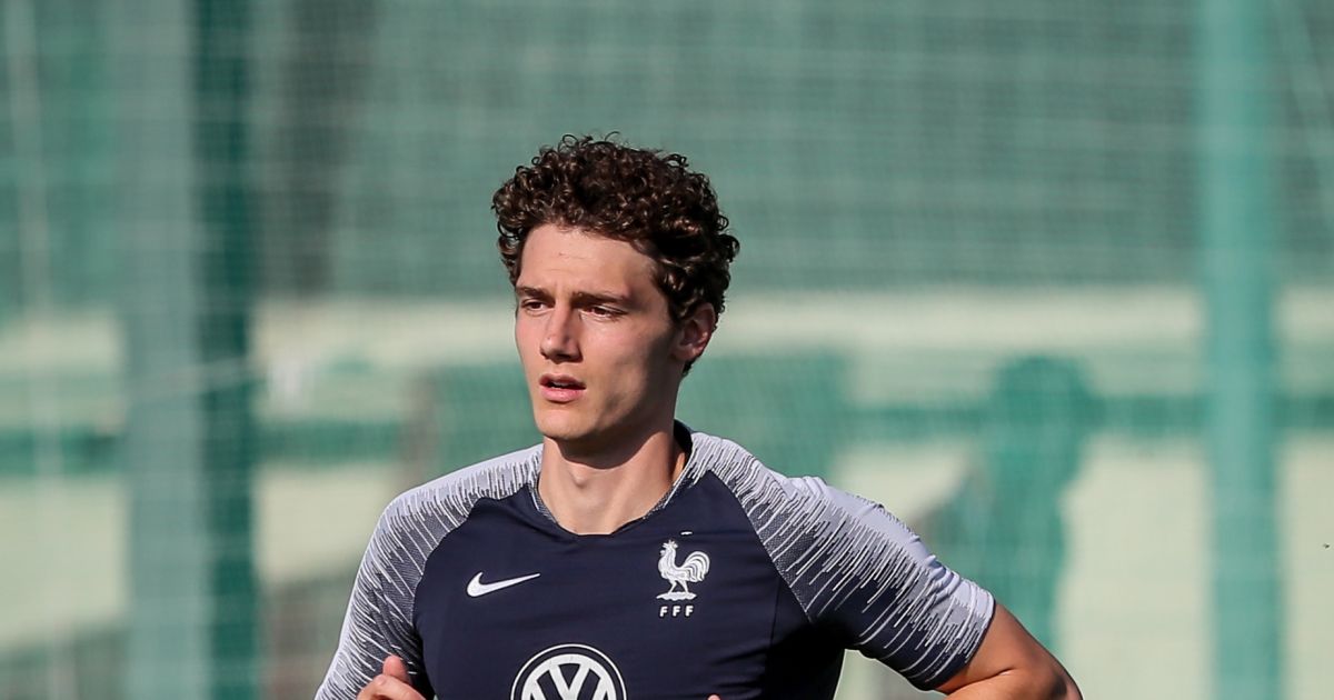 Benjamin Pavard - Entrainement de l'equipe de France de football lors de la coupe du monde au ...