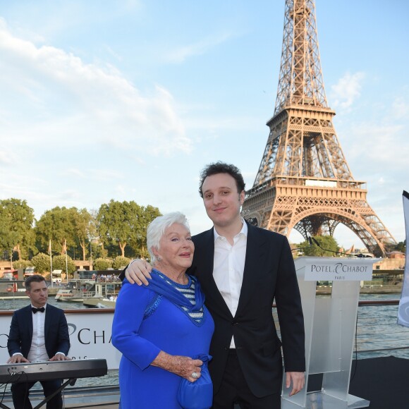 Line Renaud et Martin Rey-Chirac - Soirée du 90e anniversaire de Line Renaud sur le bateau Potel & Chabot "Pavillon Seine" à Paris le 2 juillet 2018. © Coadic Guirec/Bestimage