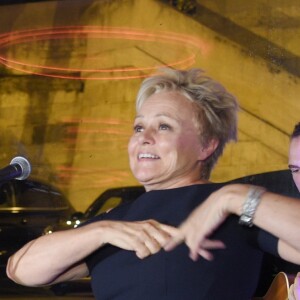 Semi-exclusif - Pascal Obispo et Muriel Robin - Soirée du 90ème anniversaire de Line Renaud sur le Bateau Potel et Chabot "Pavillon Seine" à Paris le 2 juillet 2018. © Coadic Guirec/Bestimage