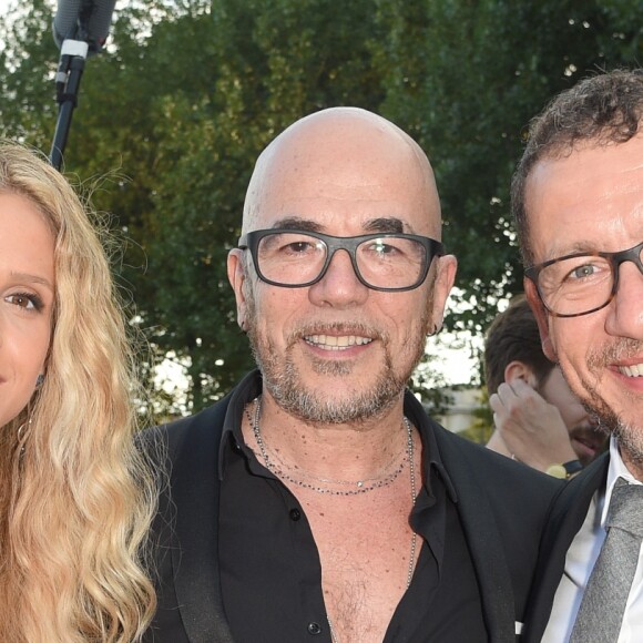 Pascal Obispo, sa femme Julie Hantson et Dany Boon - Soirée du 90ème anniversaire de Line Renaud sur le Bateau Potel et Chabot "Pavillon Seine" à Paris le 2 juillet 2018. © Coadic Guirec/Bestimage