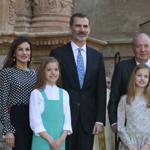 La famille royale d'Espagne lors de la messe de Pâques le 1er avril 2018 à Palma de Majorque.