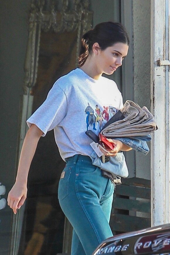 Exclusif - Kendall Jenner fait du shopping à West Hollywood, le 30 juin 2018
