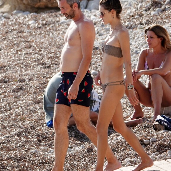 Alessandra Ambrosio en vacances à Ibiza, le 8 juillet 2018.