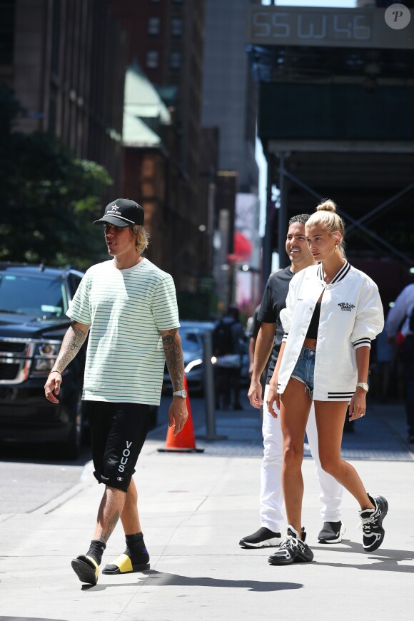 Justin Bieber et sa fiancée Hailey Baldwin se baladent dans les rues de New York le 7 juillet 2018