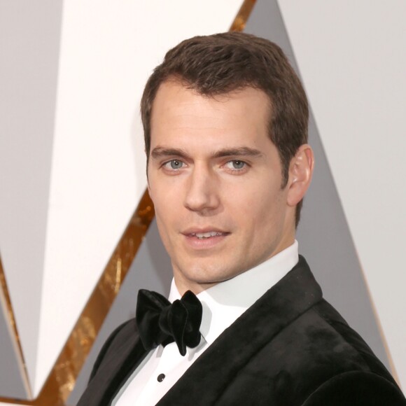 Henry Cavill - Photocall de la 88ème cérémonie des Oscars au Dolby Theatre à Hollywood. Le 28 février 2016