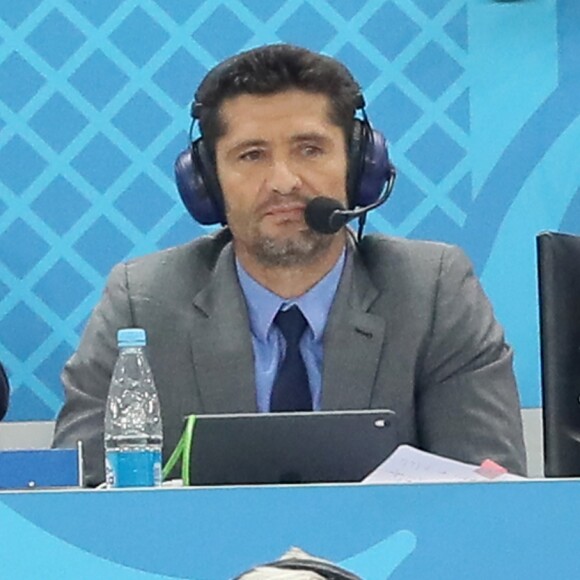 Les commentateurs Bixente Lizarazu et Grégoire Margotton lors de la 8ème de finale du match de coupe du monde opposant l'Angleterre à la Colombie au stade Spartak à Moscow, Russie, le 3 juillet 2018. L'Angleterre a gagné le match 4-3 aux tirs au but après un match nul 1-1. © Cyril Moreau/Bestimage