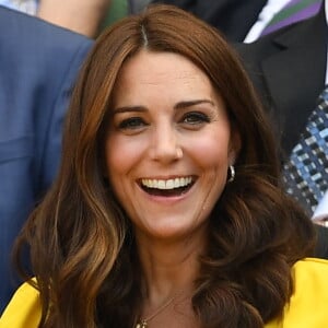 La duchesse Catherine de Cambridge (Kate Middleton) et le prince William assistaient le 15 juillet 2018 à la finale du tournoi de Wimbledon, à Londres.