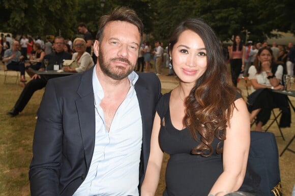 Exclusif - Samuel Le Bihan et sa compagne Angela (enceinte) - People et Backstage du Grand concert de Musique classique du 14 juillet au Champs de Mars à Paris. Le 14 juillet 2018 © Guirec-Gorassini-Veeren / Bestimage