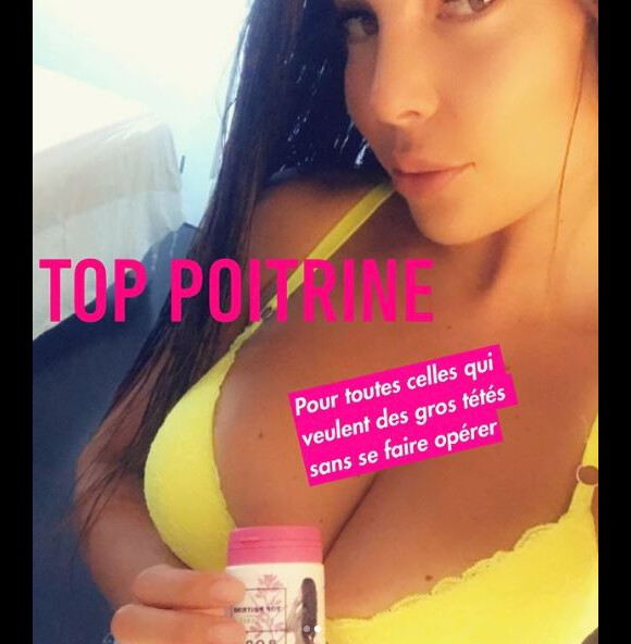 Kim Glow fait la promotion de gélules faisant grossir la poitrine - Instagram, 15 juillet 2018
